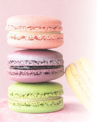Macarons-colourful Macarons-colourful