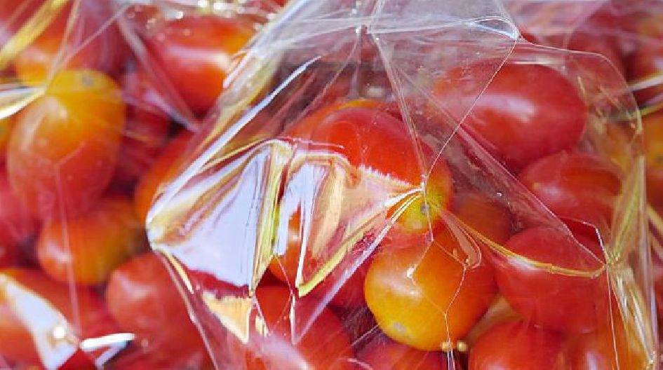 Polyprop-clear-stock-line-bags-tomatoes Polyprop-clear-stock-line-bags-tomatoes